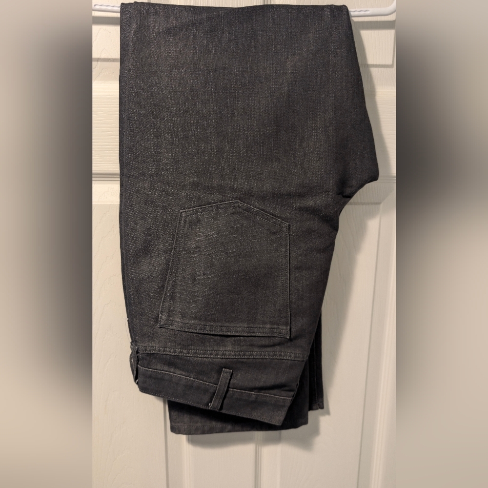 NWOT Men's Slim Straight Fit